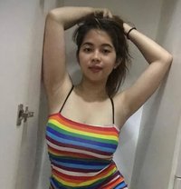 Escort With Free Massage/cam/content - puta in Manila Photo 1 of 4