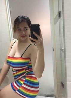Escort With Free Massage/cam/content - escort in Manila Photo 2 of 4