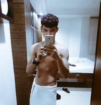 Escort Xander - Male escort in Manila