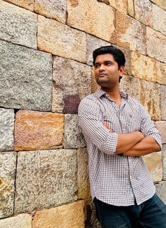 escortic male escort - Male escort in Gurgaon Photo 5 of 11