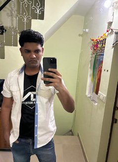 Escortic male escort - Acompañantes masculino in Noida Photo 13 of 13