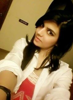 Escorts in Dubai - escort in Dubai Photo 2 of 14