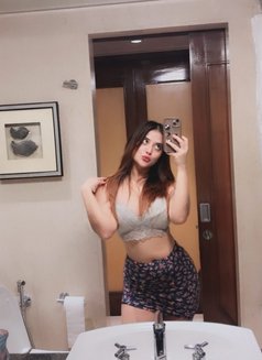 Esha College Student - escort in Dubai Photo 3 of 6
