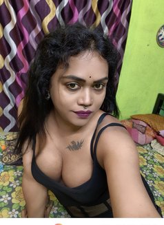 Esha Ghosh - Transsexual escort in Kolkata Photo 2 of 7