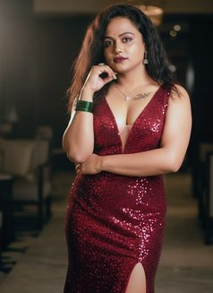 Esha Ghosh - Transsexual escort in Kolkata Photo 3 of 6