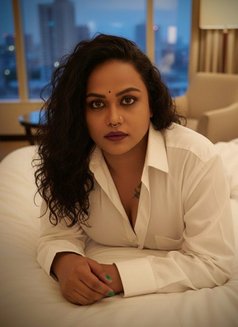 Esha Ghosh - Transsexual escort in Kolkata Photo 5 of 6