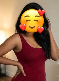 Esha Independent / Age 25/ Mallu - escort in Kochi Photo 3 of 4