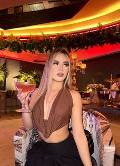 Esha - escort in Ahmedabad Photo 2 of 4