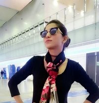 Esha - puta in Al Manama