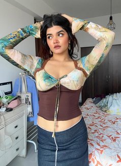 Esha - escort in Pune Photo 2 of 4