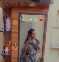 Esha - Transsexual escort in Bangalore