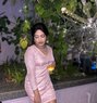 Esha - Transsexual escort in Bangalore Photo 3 of 3