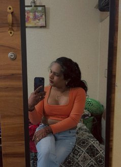 Esha - Transsexual escort in Bangalore Photo 2 of 5
