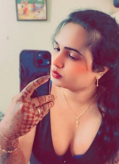 Esha - Transsexual escort in Bangalore Photo 3 of 5