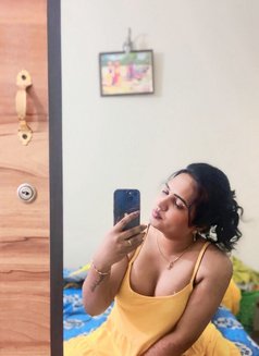 Esha - Acompañantes transexual in Bangalore Photo 5 of 5