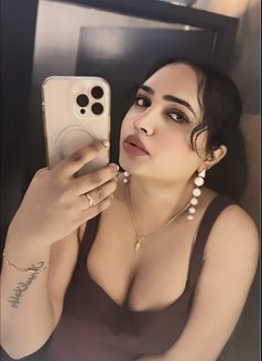 Esha - Transsexual escort in Bangalore Photo 7 of 7