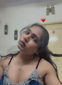 Esha - Transsexual escort in Bangalore Photo 6 of 8