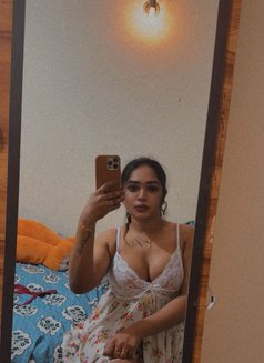 Esha - Transsexual escort in Bangalore Photo 9 of 10