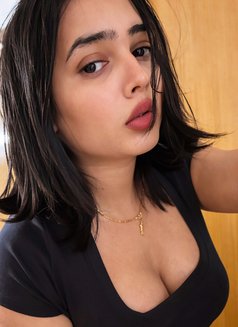 Esha - Transsexual escort in Bangalore Photo 4 of 11
