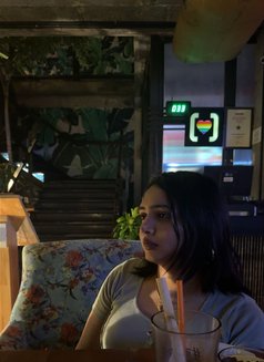 Esha - Transsexual escort in Bangalore Photo 8 of 11
