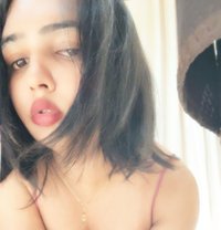 8 inch Esha - Acompañantes transexual in Bangalore