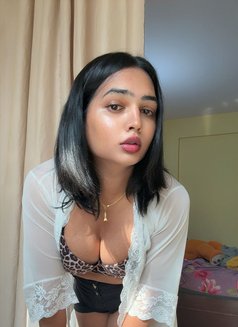 8 inch Esha - Transsexual escort in Bangalore Photo 8 of 11