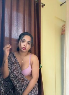 8 inch Esha - Transsexual escort in Bangalore Photo 10 of 11