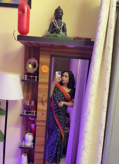 Esha - Acompañantes transexual in Bangalore Photo 5 of 11