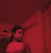 Esha - Acompañantes transexual in Bangalore
