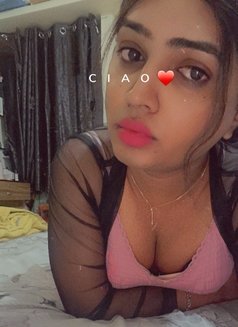 Esha - Transsexual escort in Bangalore Photo 1 of 4