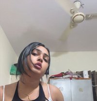 Esha - Transsexual escort in Pune