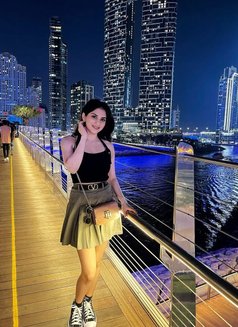 Esha Indian - escort in Sharjah Photo 3 of 4