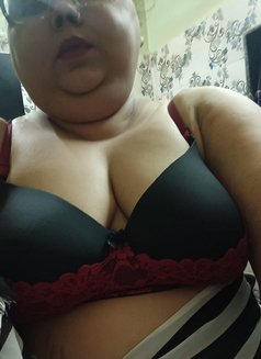 Esha Kaur→elegant. Discreet. Unforgettable - escort in Kolkata Photo 1 of 9