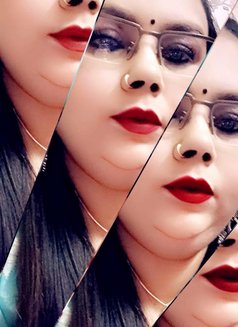 Esha Kaur→elegant. Discreet. Unforgettable - escort in Kolkata Photo 3 of 9