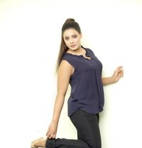 Esha Model - escort in Abu Dhabi