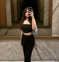 Esha Patel - escort in Mumbai Photo 3 of 4