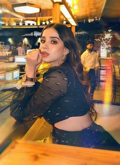 Esha Vip Model - escort in Dubai Photo 3 of 4