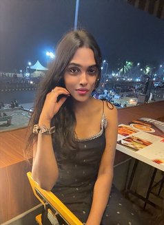 Eshaa - Transsexual escort in Hyderabad Photo 2 of 7