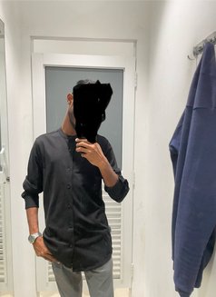 Eshan for Ladies (Cuck/Escort/Cam show) - Acompañantes masculino in Colombo Photo 6 of 6