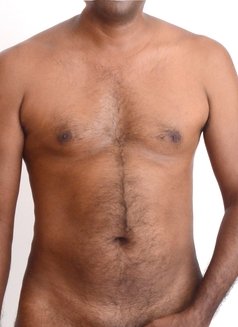 Male Escort-Licking Pussy & Ass - Acompañantes masculino in Colombo Photo 1 of 2