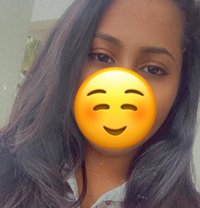 Eshani - escort in Colombo