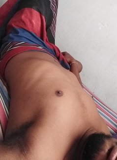 Eshmi - Mature,Discreet, and Irresistibl - Male escort in Colombo Photo 1 of 5