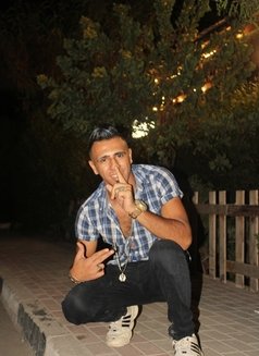 Eslam - Male companion in Cairo Photo 7 of 10