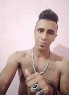 Eslam - Male companion in Cairo Photo 9 of 10