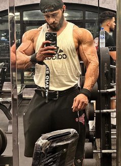 Eslam - Male escort in Dubai Photo 4 of 4