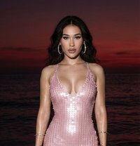 Azelia(top/bottom)8inch - Transsexual escort in Jeddah