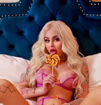 Esma - Transsexual escort in Al Manama