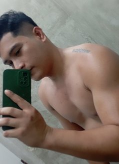 Esmael Osman - Male escort in Cebu City Photo 1 of 6