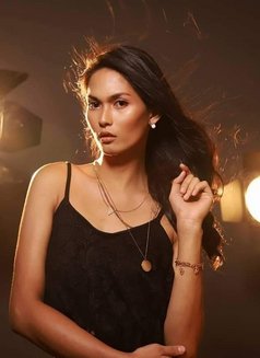 Esme GFE - escort in Makati City Photo 6 of 17