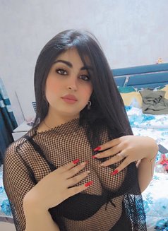 Esraa - escort in Amman Photo 5 of 10